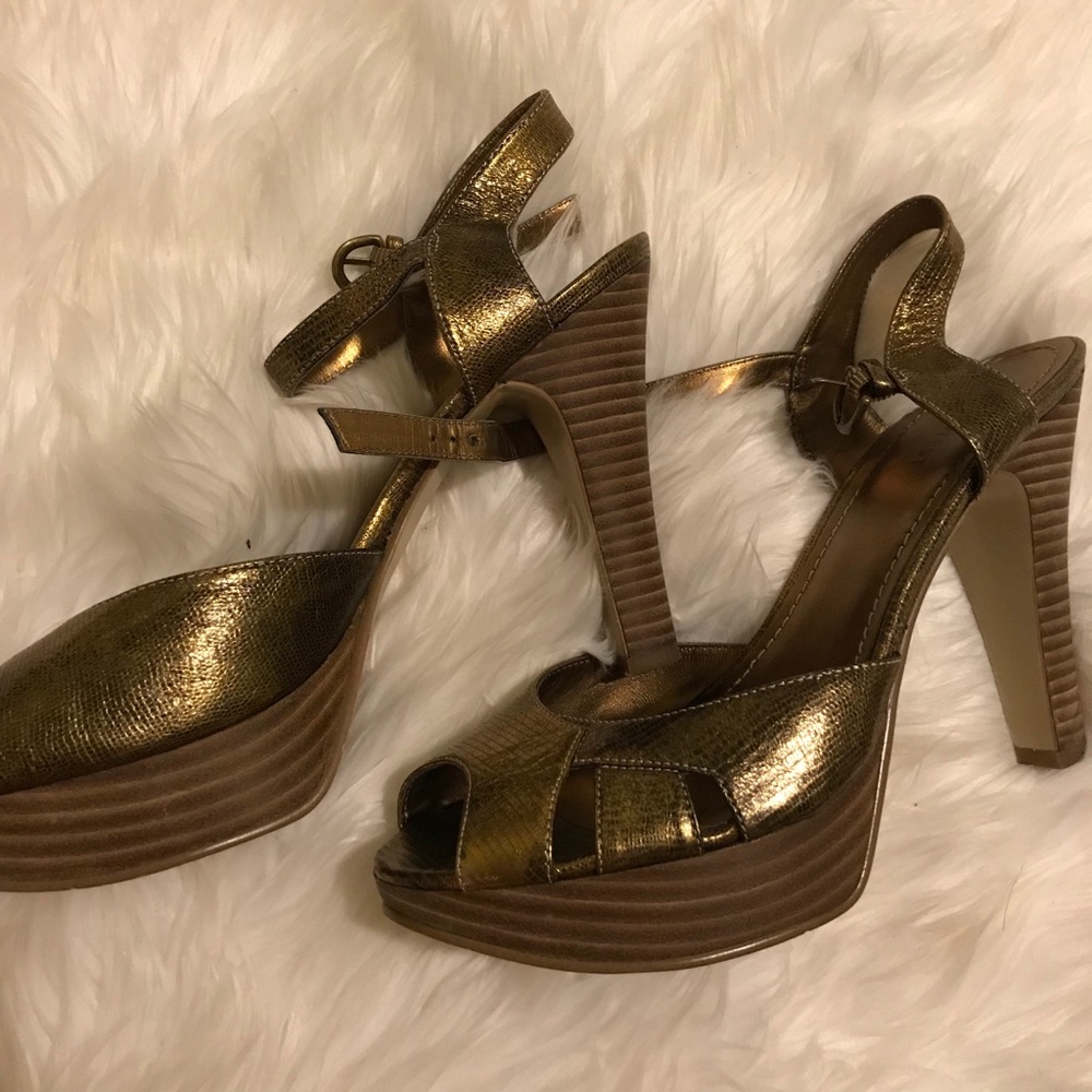 Nine West bronze peep toe heels